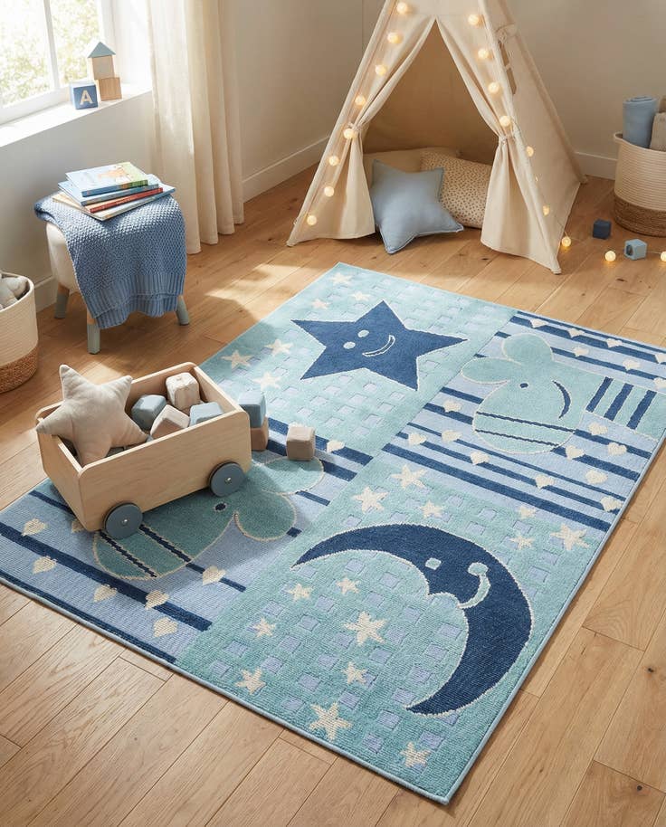 Detail image of 5' 3 x 7' 7 Easy-Clean Indoor / Outdoor Rug