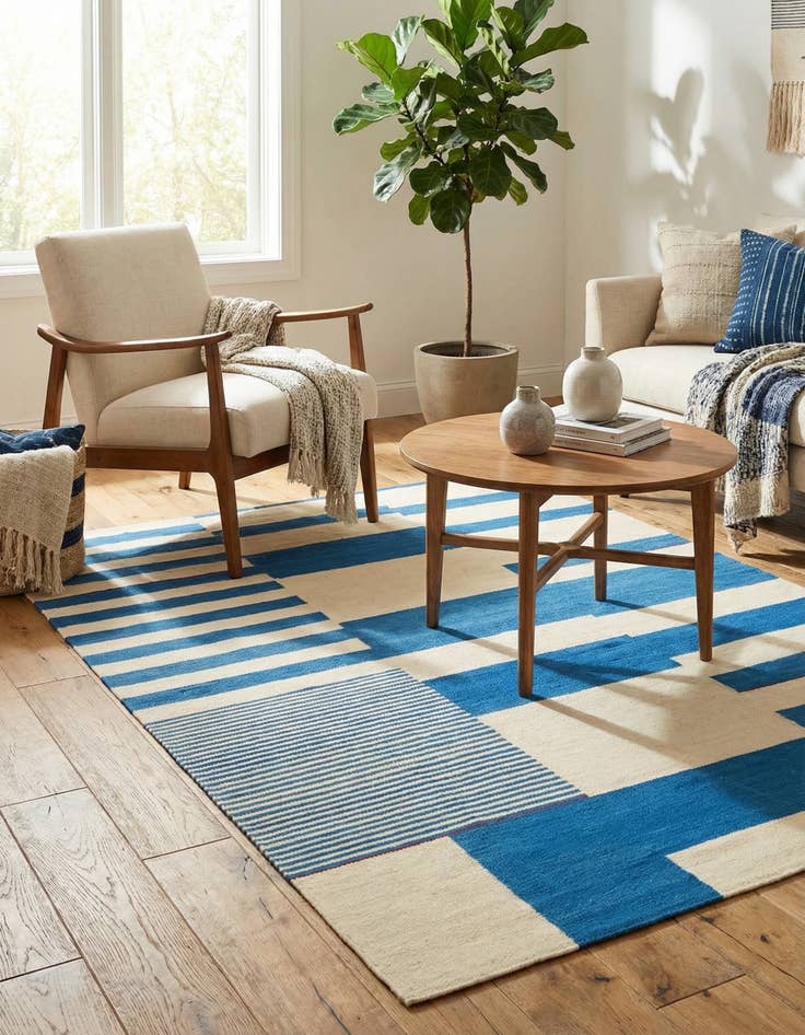 Detail image of 5' x 6' 4  Hand Woven Kilim Modern Wool Rug