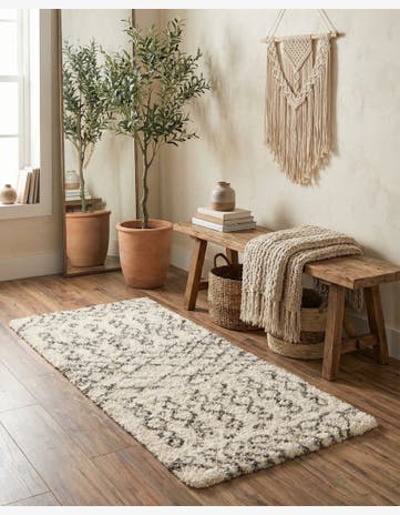 2' 7 x 6' Marrakesh Shag Runner Rug
