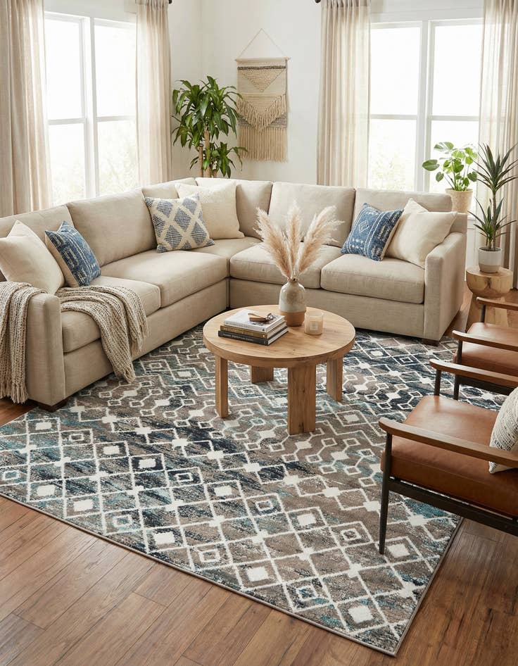 Detail image of 10' x 13' Moroccan Trellis Rug