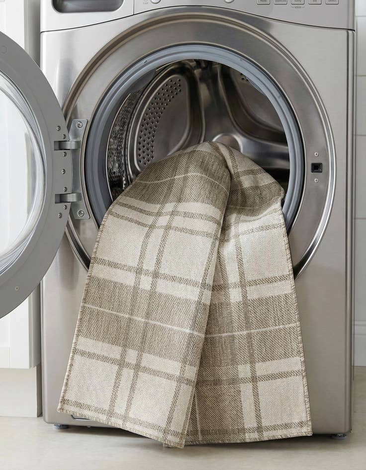 Detail image of 2' 7 x 12'  Washable Checkered Indoor / Outdoor Runner Rug