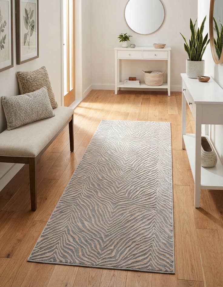 Detail image of 2' x 6' Finsbury Runner Rug