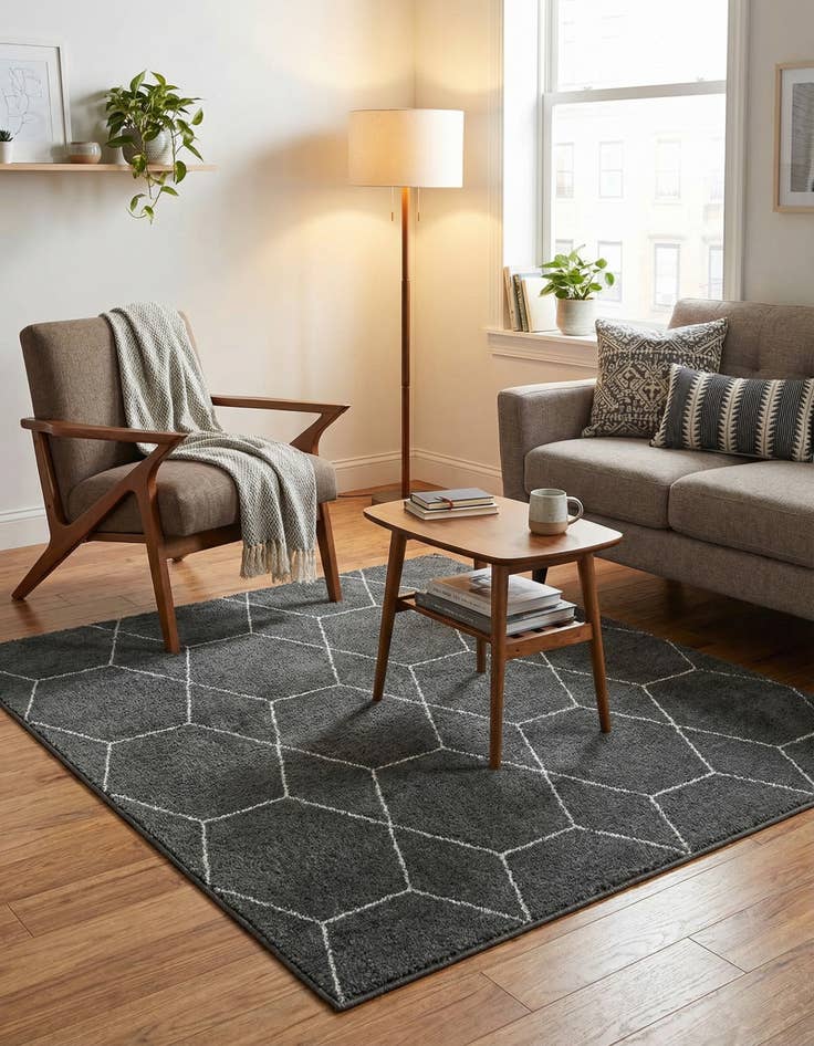 Detail image of  4' x 4' Lattice Frieze Square Rug