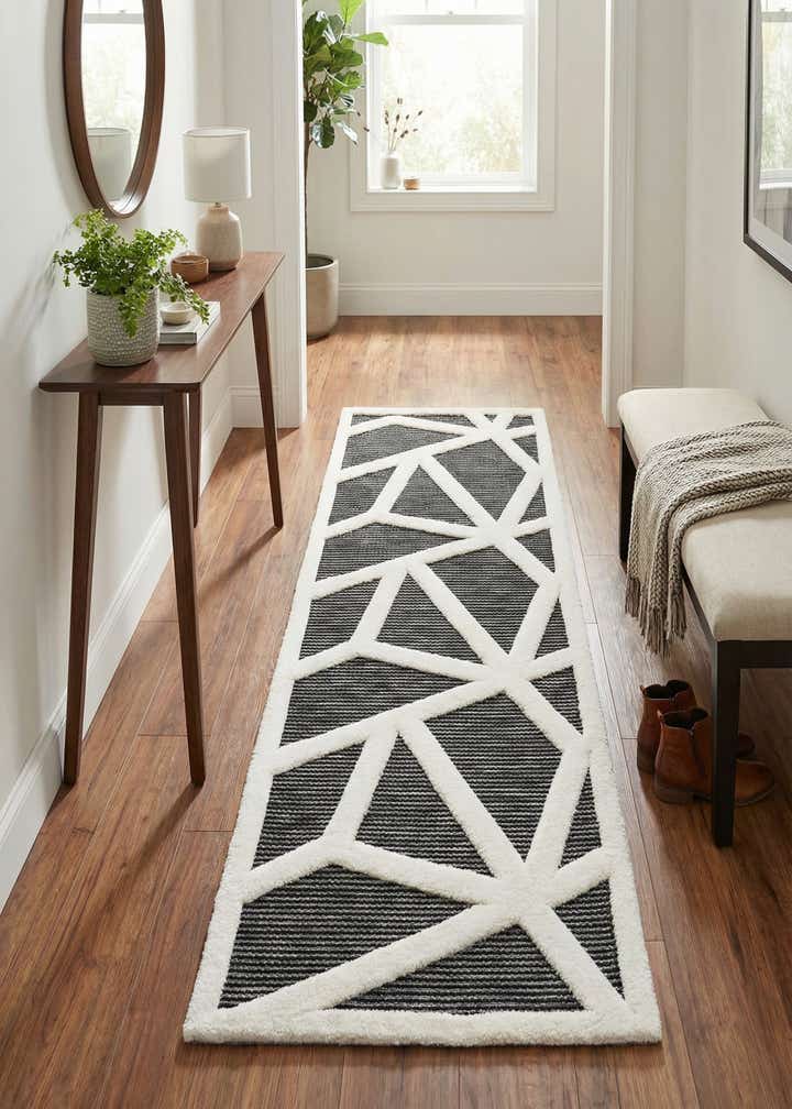 2' 7 x 8' Prismatic Runner Rug
