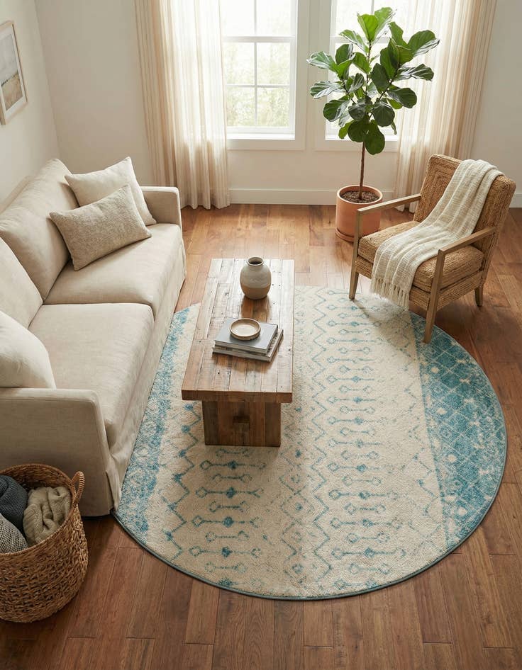 Detail image of 7' 10 x 7' 10 Moroccan Trellis Round Rug