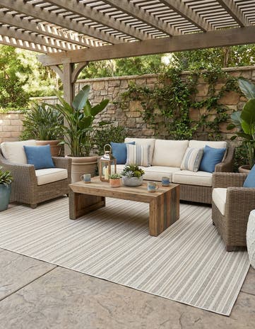 9' x 12' Easy-Clean Ribbon Indoor / Outdoor Rug