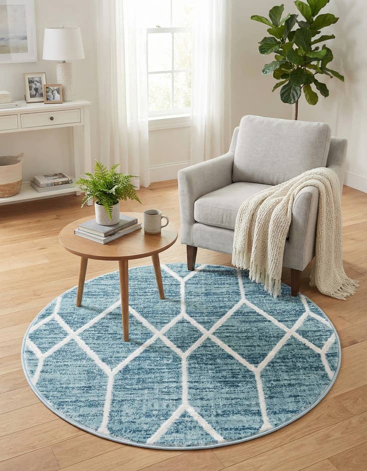 Detail image of  3' 3 x 3' 3 Lattice Trellis Round Rug