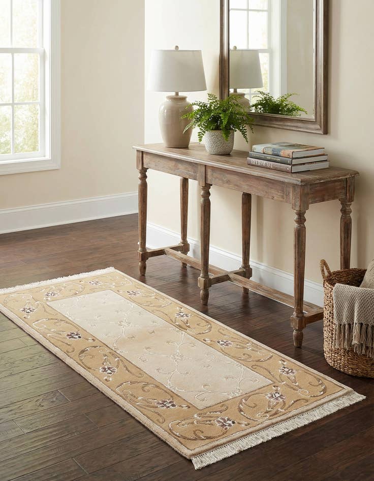 Detail image of 2' 8 x 5' 1  Hand Knotted Darya Rug