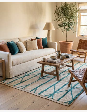 5' 7 x 7' 9 Hand Knotted Moroccan Wool Rug