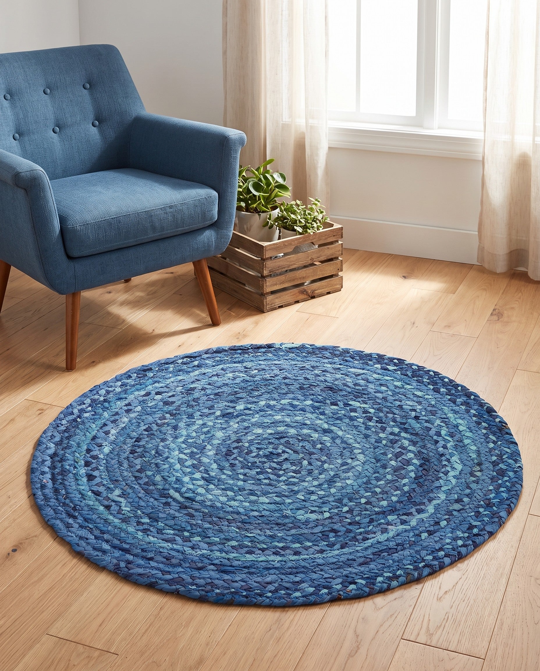 3' 3 x 3' 3 Handmade Braided Chindi Round Rug