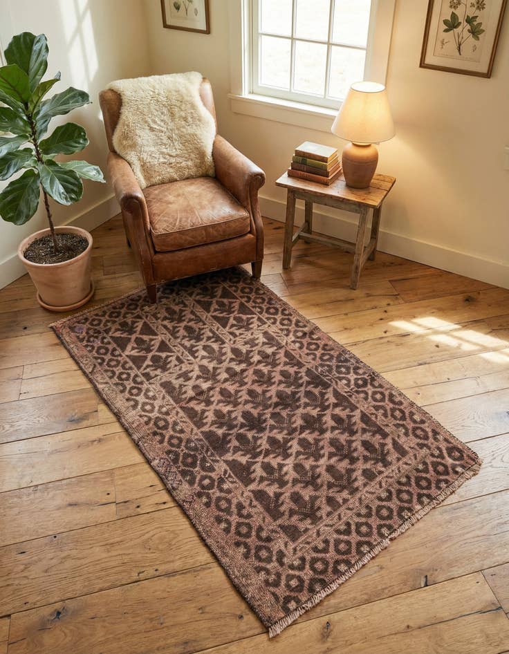 Detail image of  2' 4 x 4' 3  Hand Knotted Ultra Vintage Persian Wool Rug