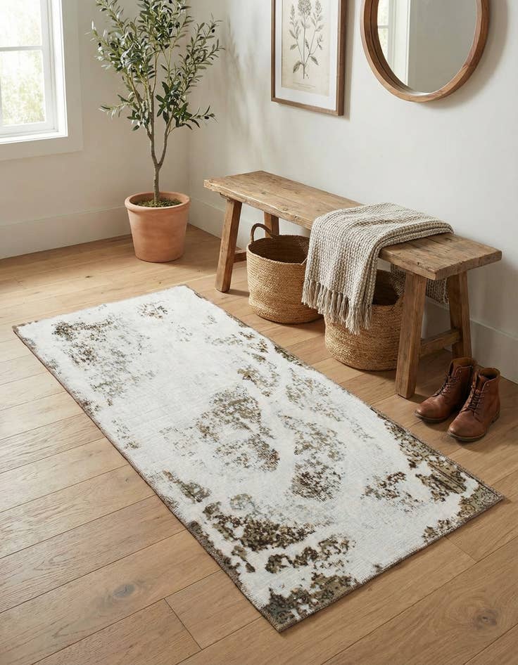 Detail image of 2' 6 x 4' 8  Hand Knotted Ultra Vintage Persian Wool Rug