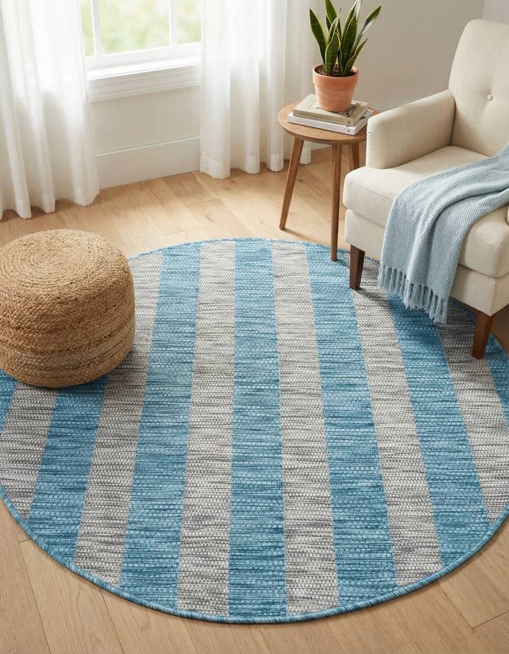 Detail image of 4' x 4' Easy-Clean Ribbon Indoor / Outdoor Round Rug