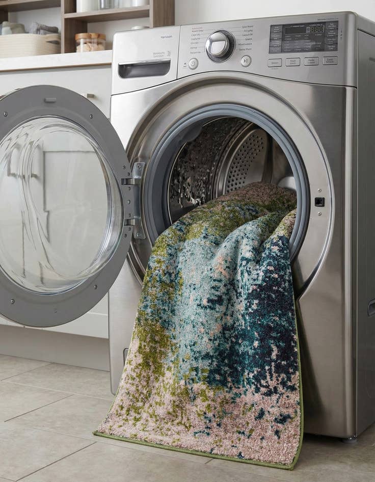 Detail image of 2' 2 x 3'  Washable Casablanca Rug