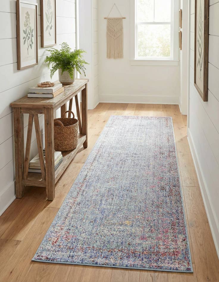 Detail image of  2' 7 x 9' 10 Alexis Runner Rug