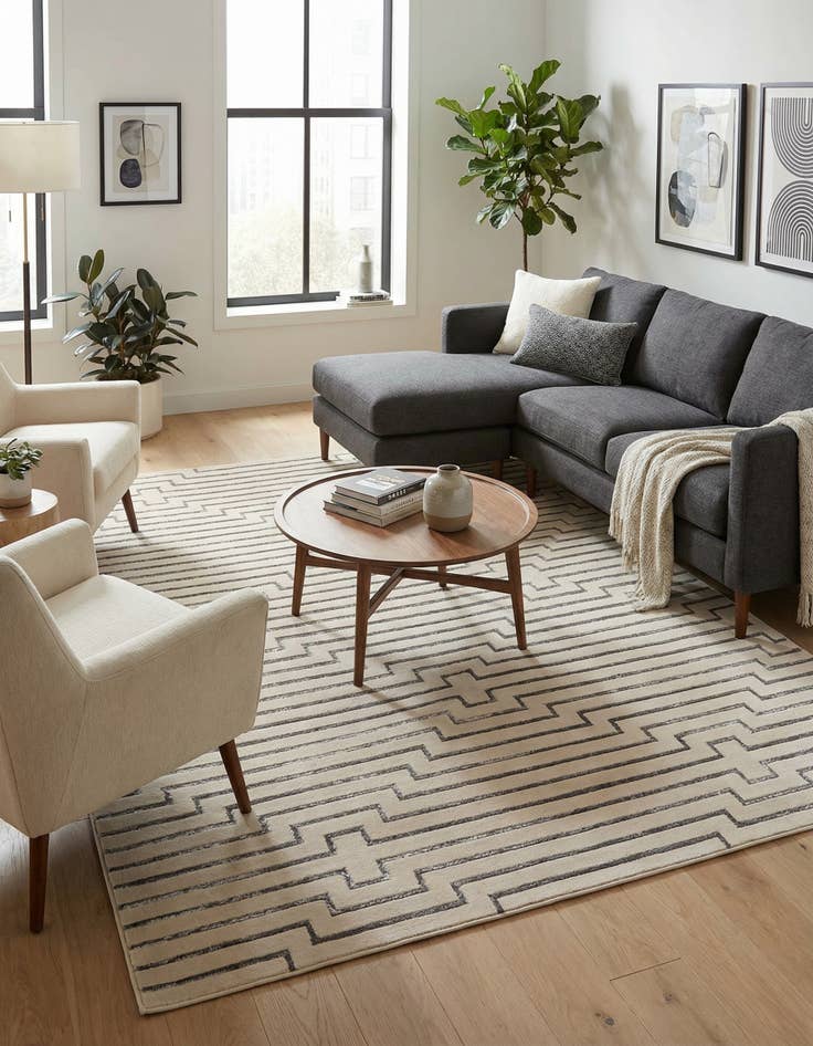 Detail image of 10' x 13' Vogue Geo Rug