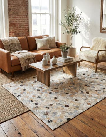 4' 7 x 6' 7 Cowhide Stocks Rug