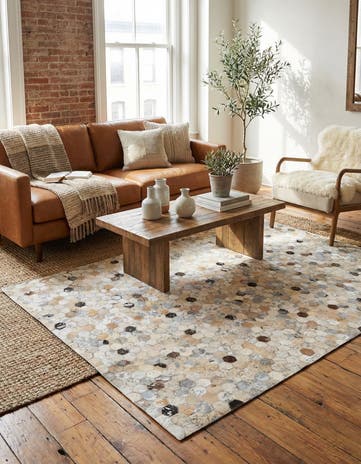 4' 7 x 6' 7 Cowhide Stocks Rug