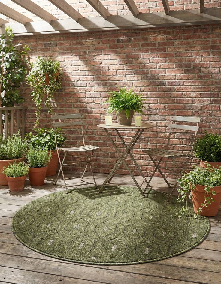 Detail image of  3' x 3'  Washable Trellis Textured Indoor / Outdoor Round Rug