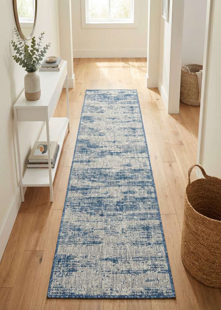 2' x 8' Easy-Clean Modern Indoor / Outdoor Runner Rug
