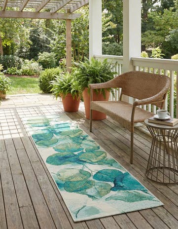 2' x 8' Easy-Clean Botanical Indoor / Outdoor Runner Rug