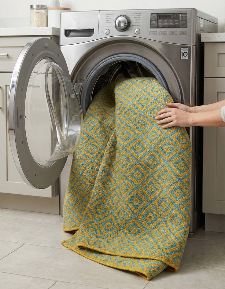 Detail image of 7' x 10'  Washable Jill Zarin Costa Rica Indoor / Outdoor Rug