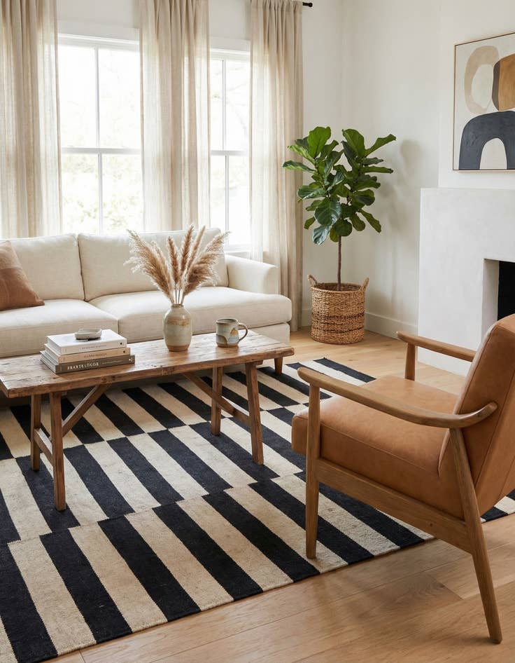 Detail image of 3' 4 x 4' 10  Hand Woven Kilim Modern Wool Rug