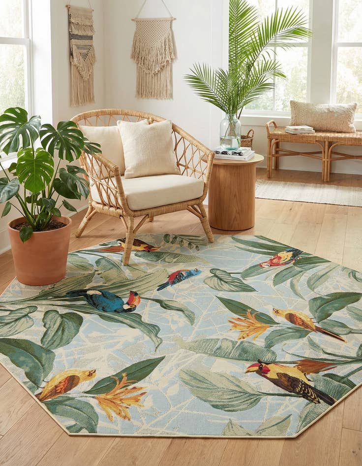 Detail image of  7' x 7'  Washable Botanical Indoor / Outdoor Octagon Rug