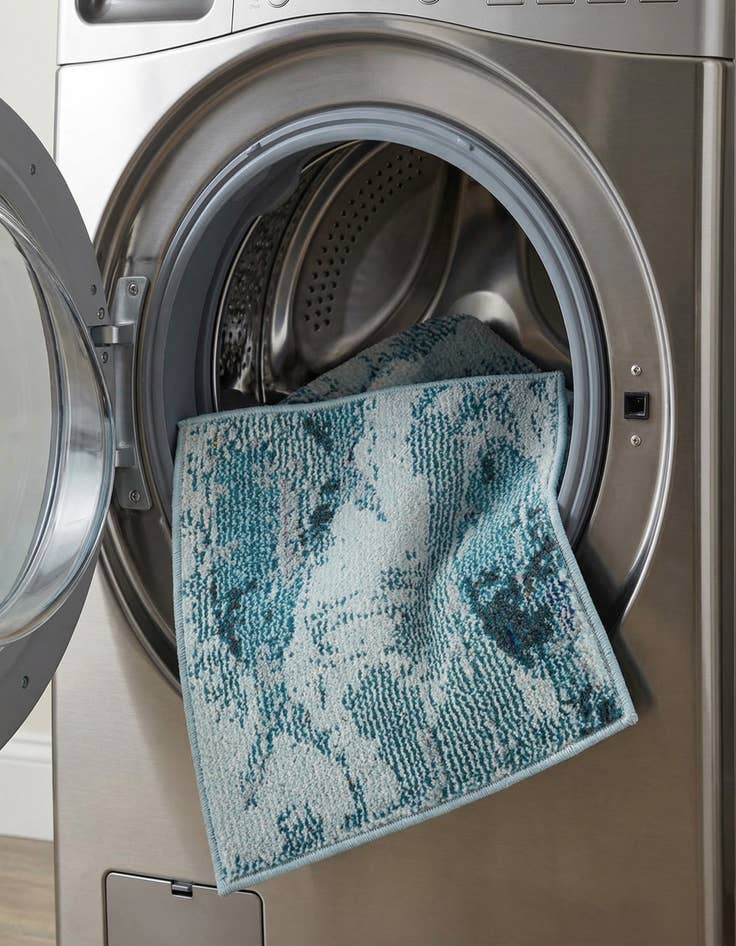 Detail image of 1' 4 x 1' 4  Washable Capri Sample Rug