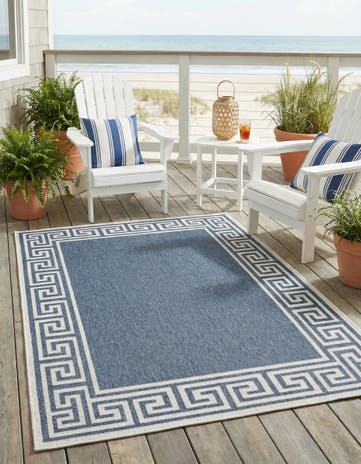 4' x 6' Easy-Clean Coastal Indoor / Outdoor Rug