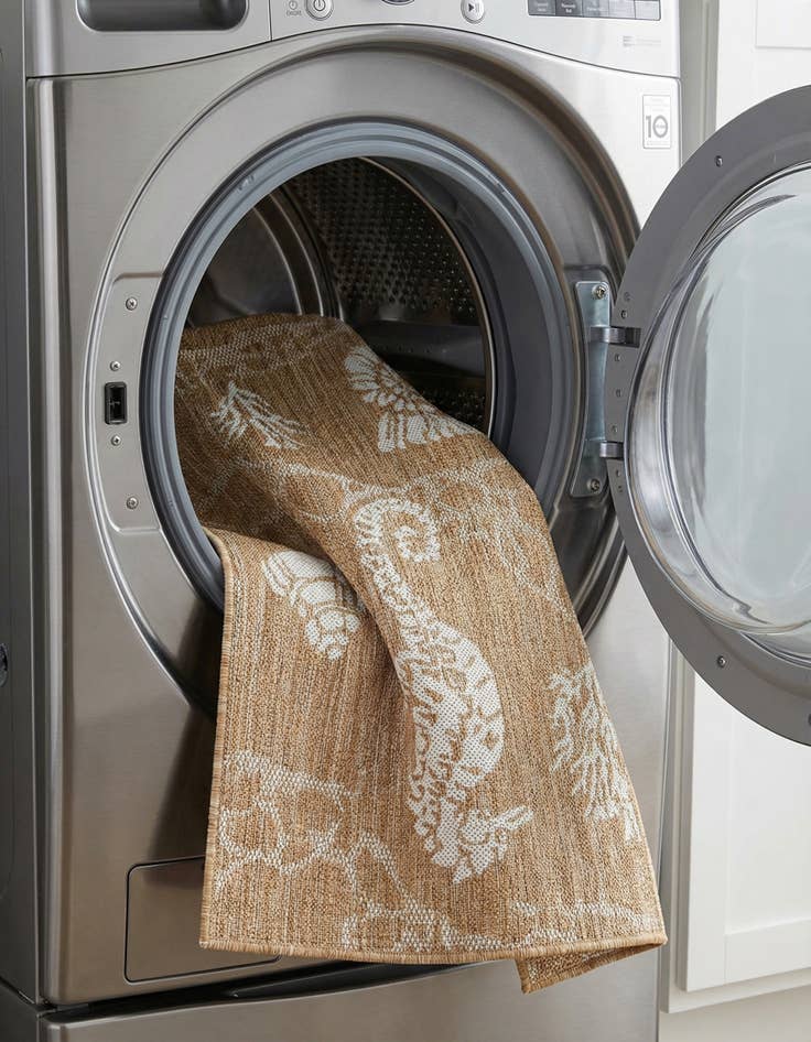 Detail image of 2' x 4'  Washable Coastal Indoor / Outdoor Runner Rug