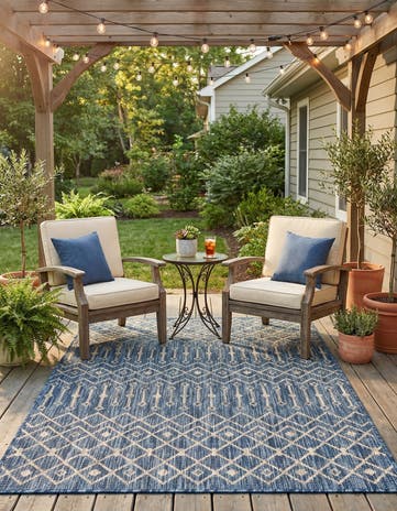 4' x 6' Easy-Clean Lattice Indoor / Outdoor Rug