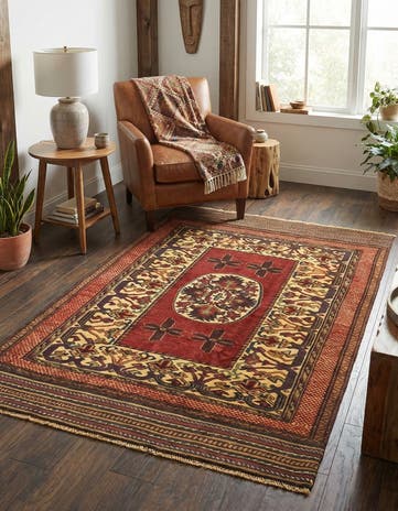 3' 11 x 6' Hand Knotted Sumak Wool Rug