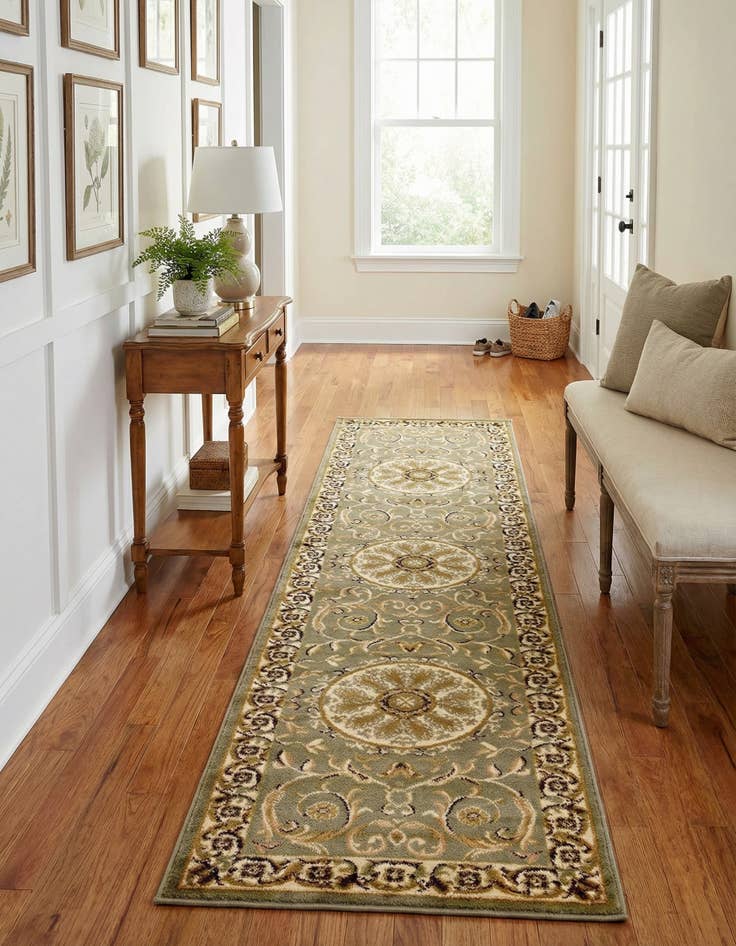 Detail image of  2' 7 x 10' Chateau Runner Rug