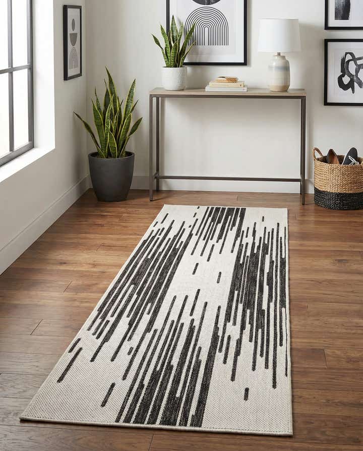 2' x 6' Easy-Clean Modern Indoor / Outdoor Runner Rug