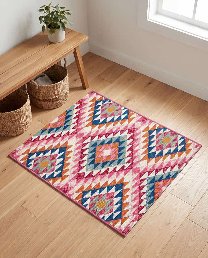 2' x 3' Easy-Clean Southwestern Indoor / Outdoor Rug