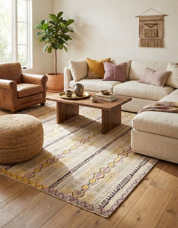 7' 8 x 10' 2 Hand Knotted Darya Wool Rug