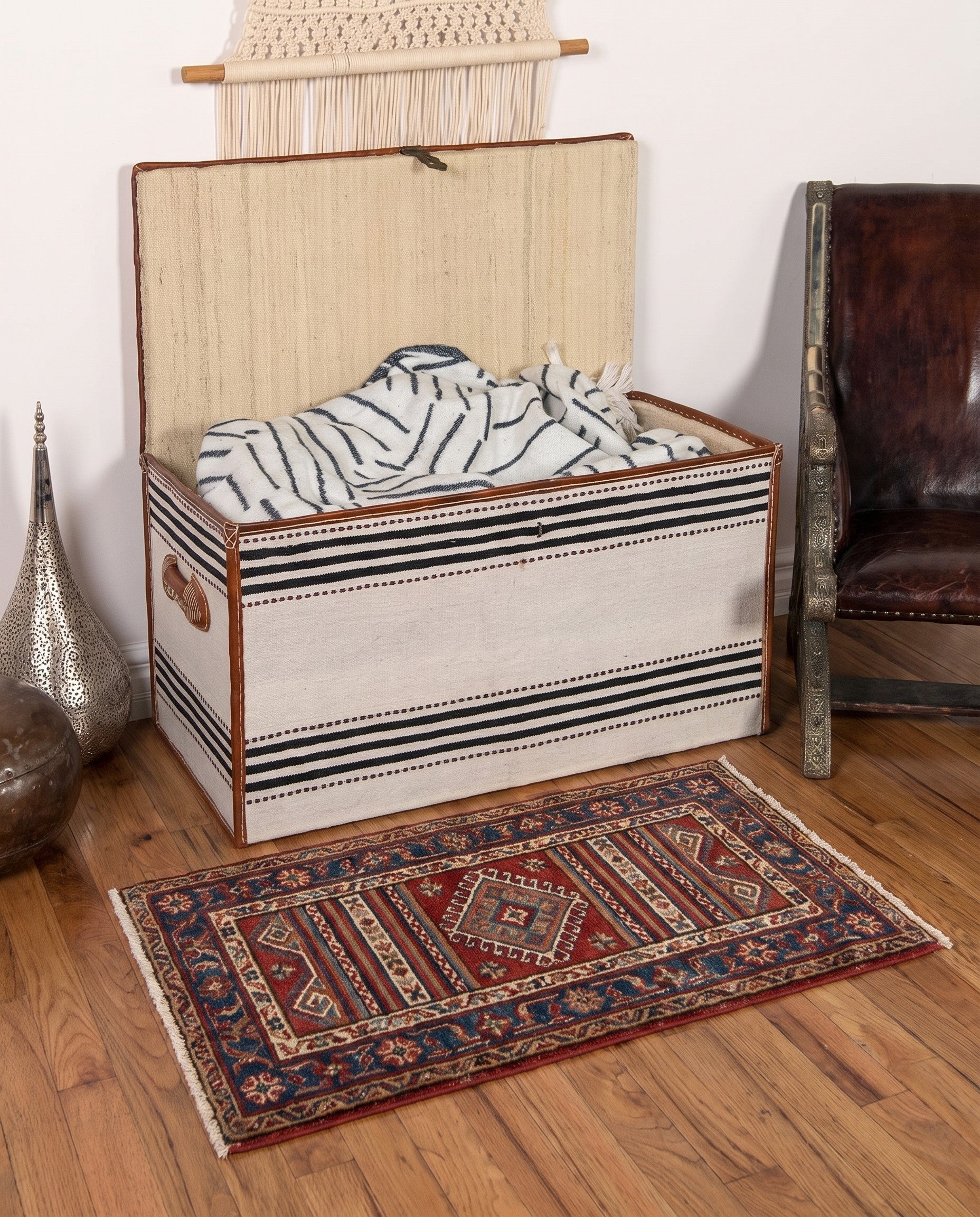 1' 6 x 3' 1 Hand Knotted Furniture Trunk