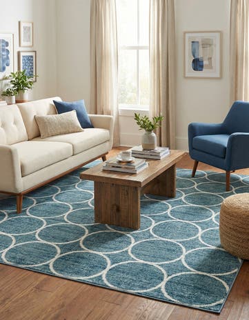 7' x 7' Lattice Trellis Square Rug