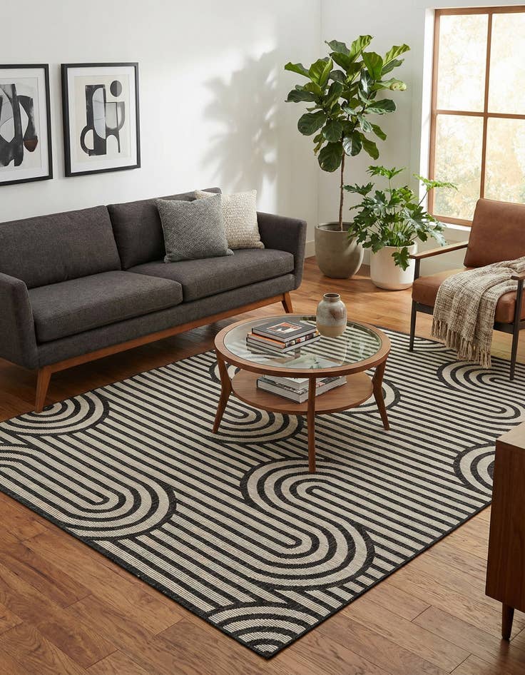 Detail image of  6' x 9'  Washable Modern Indoor / Outdoor Rug