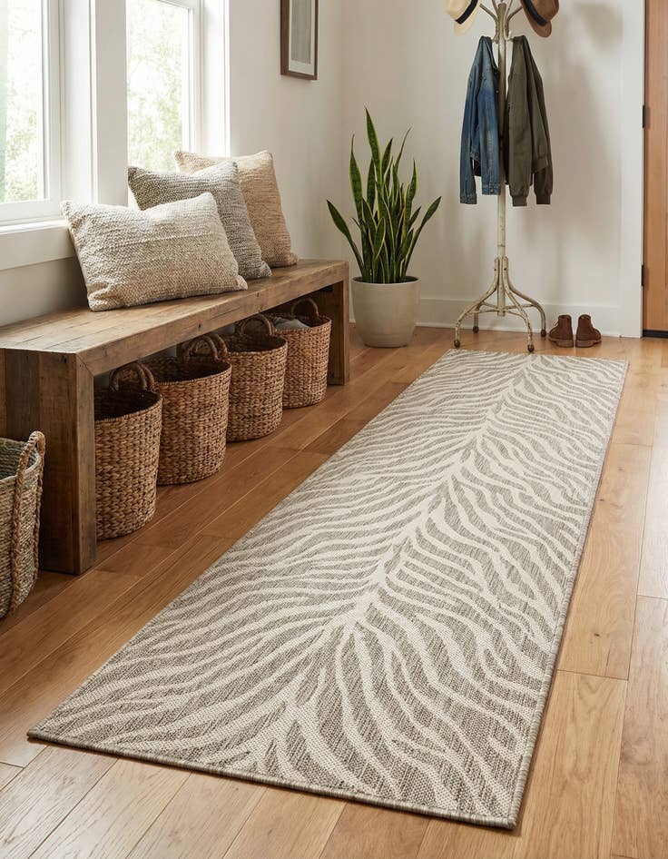 Detail image of 2' x 8' Easy-Clean Safari Indoor / Outdoor Runner Rug