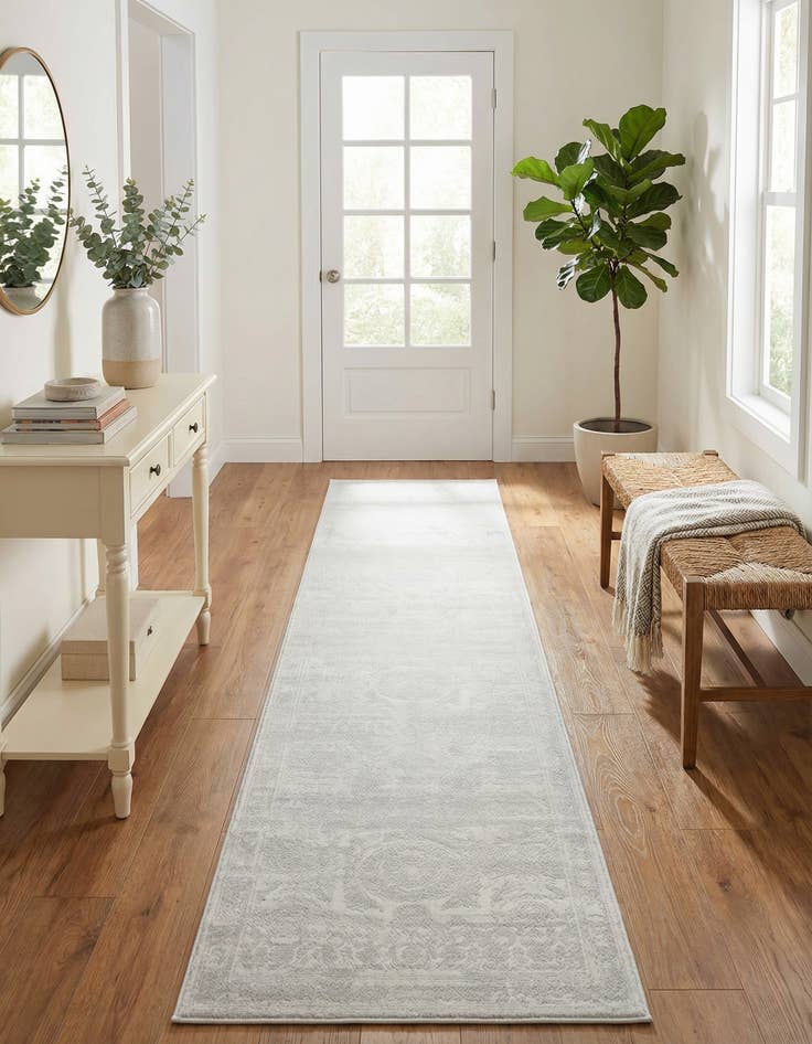 Detail image of 2' 7 x 12' Finsbury Runner Rug