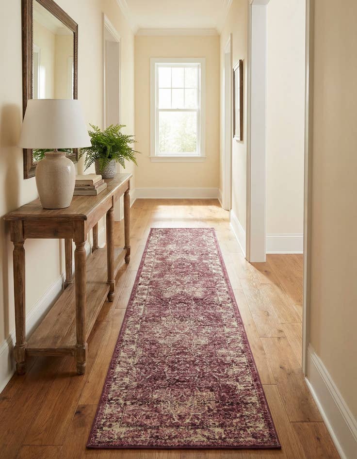 Detail image of  2' 7 x 16' 5 Isabella Runner Rug