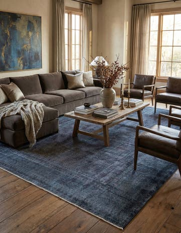 9' 10 x 12' 8 Vintage Royal Wool Rug