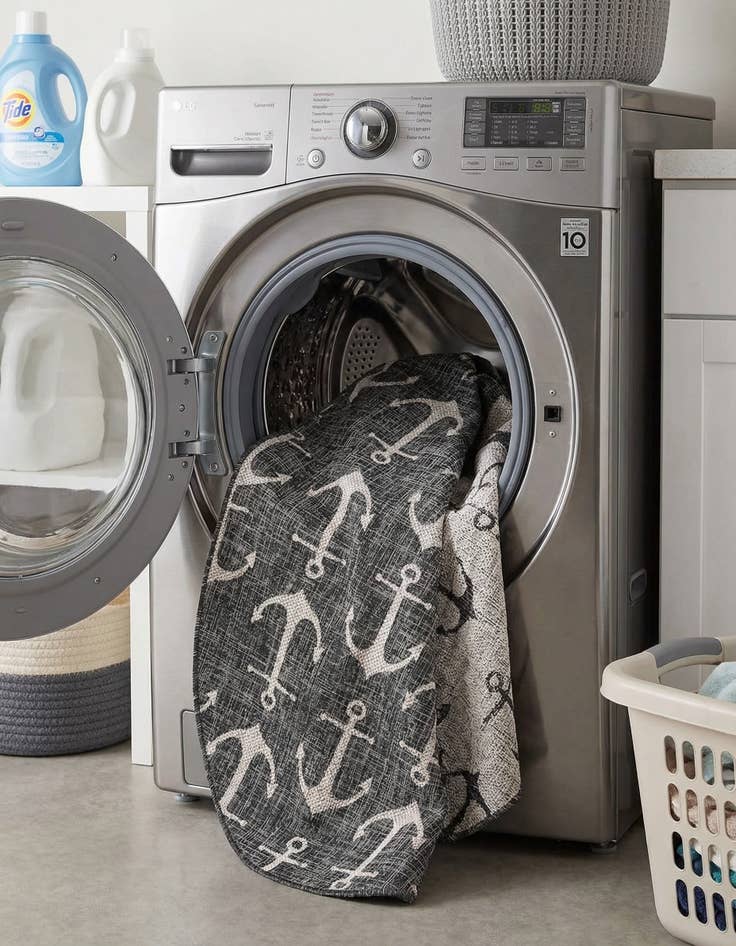 Detail image of 5' 3 x 8'  Washable Coastal Indoor / Outdoor Oval Rug