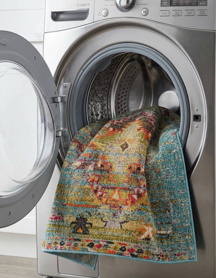 Detail image of 5' x 8'  Washable Arte Rug