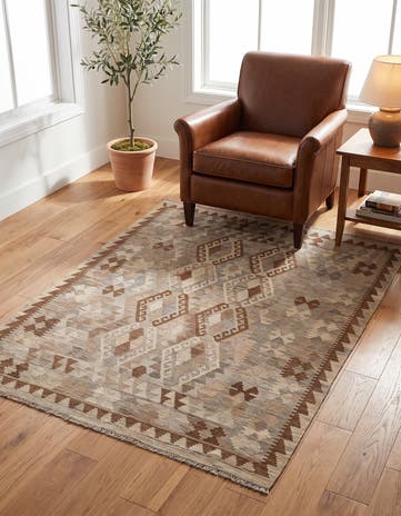 4' 6 x 5' 11 Hand Woven Kilim Maymana Wool Rug