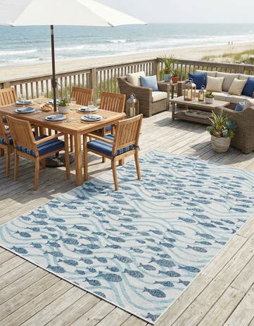 7' 10 x 11' Easy-Clean Coastal Indoor / Outdoor Rug