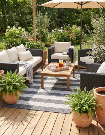 Charcoal Gray Easy-Clean Ribbon Indoor / Outdoor Rug