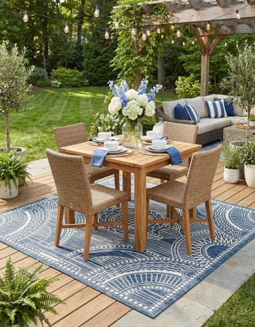 10' x 10' Easy-Clean Traditional Indoor / Outdoor Square Rug